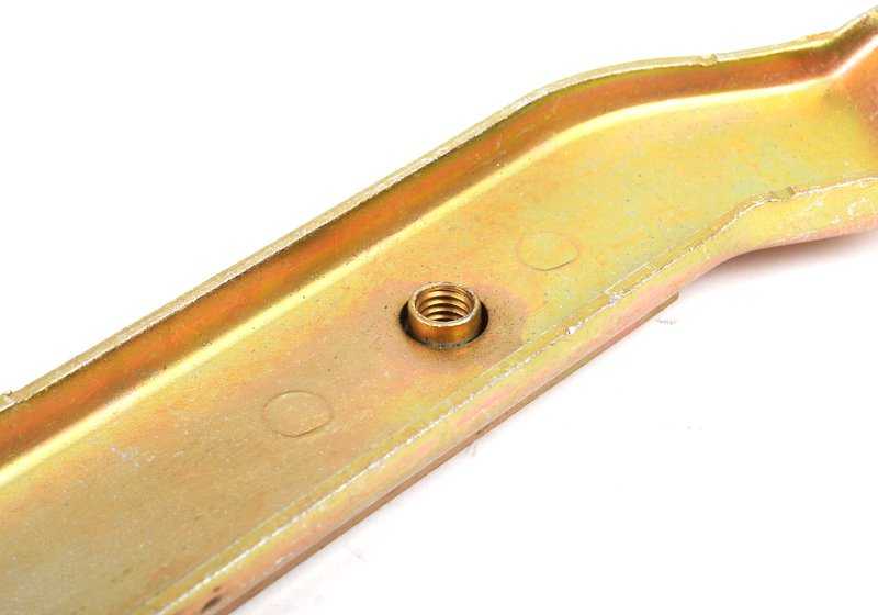 Soporte de batería OEM 61218361973 para BMW E39 {520d, 520i, 523i} todos los modelos compatibles. Original BMW.