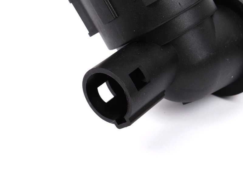 Manguera de agua OEM 17127535591 para BMW Z4 E85. Parte del sistema de refrigeración. Original BMW.