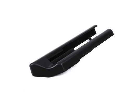 Embellecedor lateral trasero izquierdo OEM 52107007705 para BMW E60, E60N, E61, E61N, E65, E66. Color negro. Original BMW.