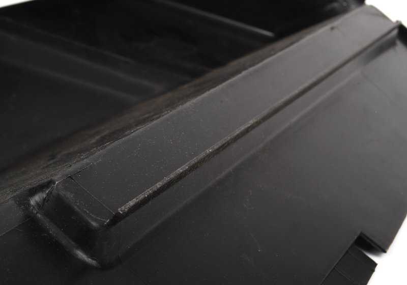 OEM -Luftkanal 51711971956 für BMW E30. Original BMW.