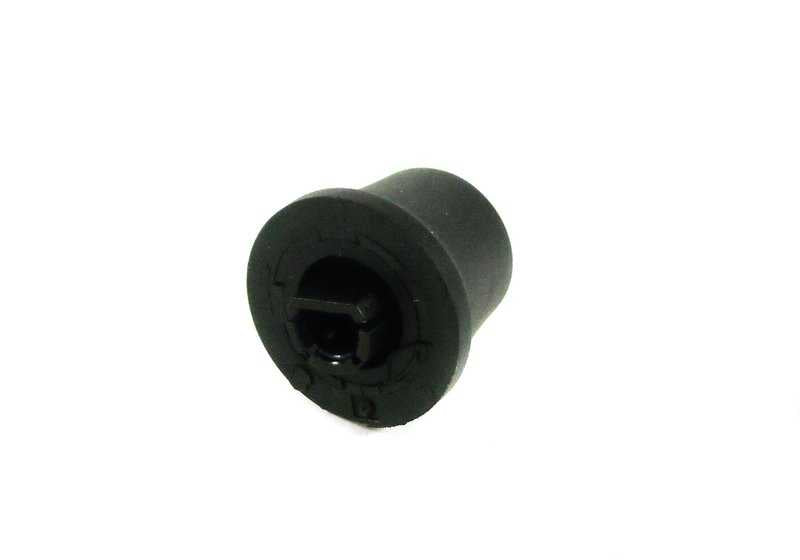 OEM left button 65126923321 for BMW E46, E83, E85, E86. Compatible with Business Radios and original BMW navigation systems. Original BMW replacement.