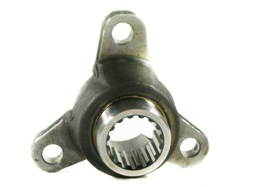 Brida de salida OEM 23211228038 para BMW E28, E34, E24, E23, E32. Compatible con versiones 525i, 535i, M535i, y otras con cambio manual. Pieza original BMW.