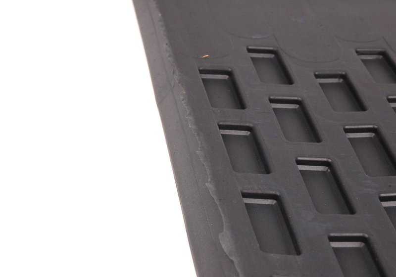 Juego de alfombrillas de goma delanteras para BMW E36 (OEM 51479401971). Original BMW