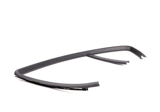 Cubierta marco de ventana derecha OEM 51348212524 para BMW E46. Original BMW.