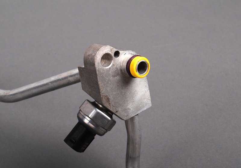 Secador de linha de pressão-evaporador para BMW E39 (OEM 64538379720). BMW original