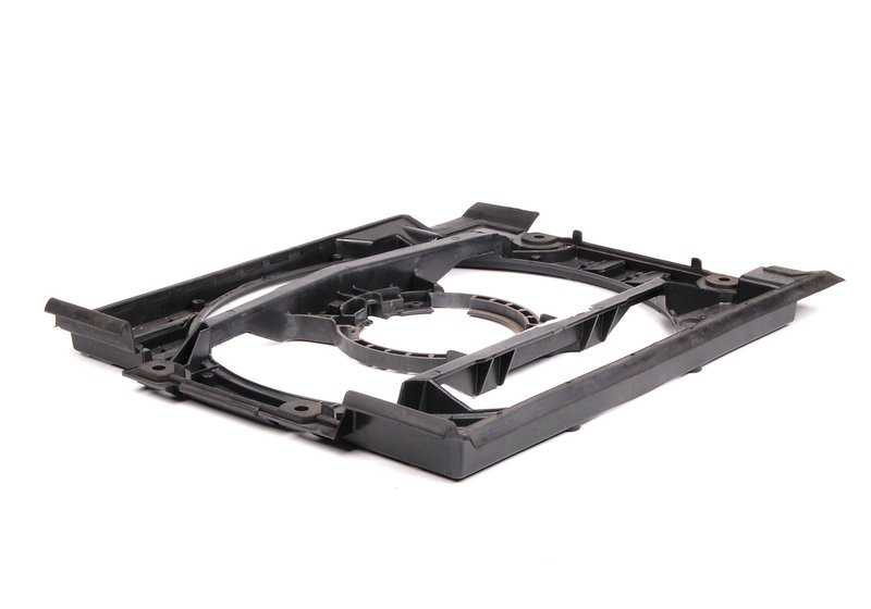 Marco de sujeción del radiador OEM 64546913887 para BMW E39 520i (M52) con cambio manual o automático. Original BMW.