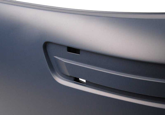 Bumper frontale per stampa OM 51117894378 per la serie BMW 5 E39 (tutti i modelli compatibili). Sostituzione BMW originale.