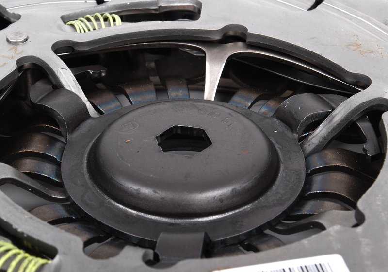 Kit de embrague OEM 21207531556 para BMW E46, E60, E83. Original BMW