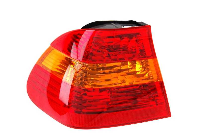 Piloto trasero lateral izquierdo OEM 63216946533 para BMW E46 (Sedán y Touring). Original BMW.