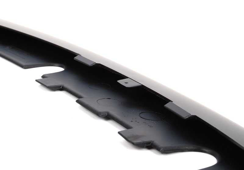 Moldura imprimada OEM 51118225599 para BMW E46. Original BMW.