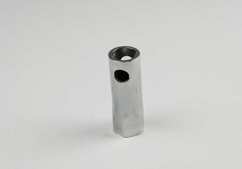 Llave de vaso OEM 71111181418 para BMW E36, E34, E39, E32, E38, E31, Z3, E52. Herramienta original BMW incluida en el kit de herramientas del vehículo. Ideal para mantenimiento básico.
