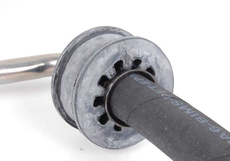 Pipe de pression de climatisation OEM 64536902230 pour BMW E36 et Z3. Connectez le compresseur et le condenseur pour le système R12 / R134A. BMW d'origine.