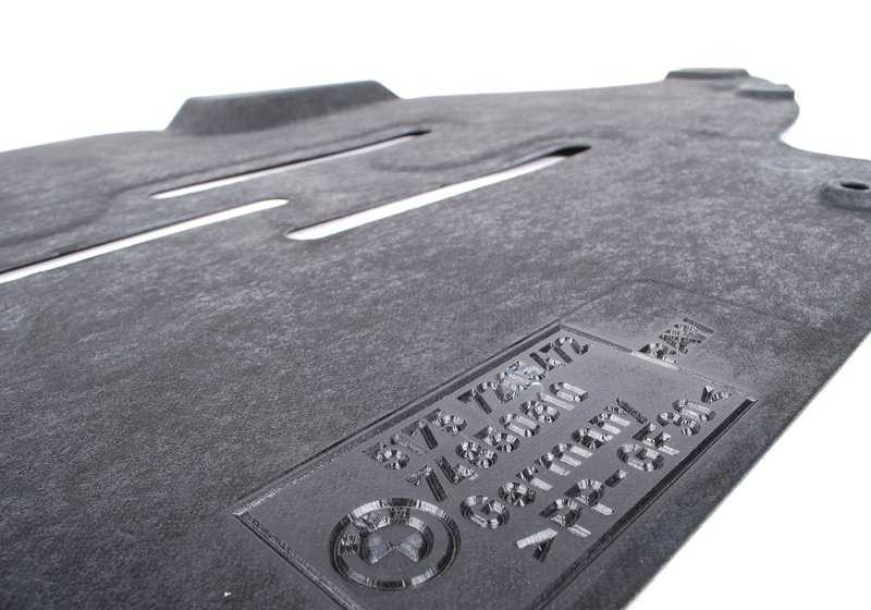 Revestimiento de bajos central OEM 51757205472 para BMW Serie 3 E90 LCI (11/2007 - 08/2011). Original BMW.