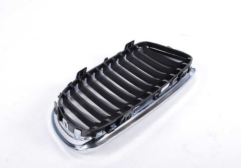 Rejilla de adorno derecho OEM 51137201970 para BMW Serie 3 E90, E91 (07/2007-12/2011). Original BMW.