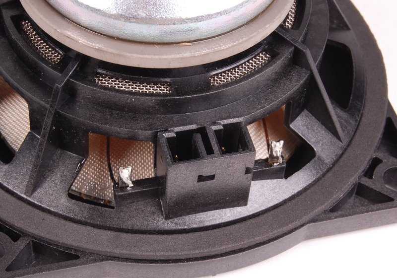 Altavoz central High End OEM 65139224869 para BMW F07, F07N, F10, F10N, F11, F11N, F18, F18N, F06, F06N, F13, F13N, F01N, F02N, F15, F85, F16, F86. Original BMW.