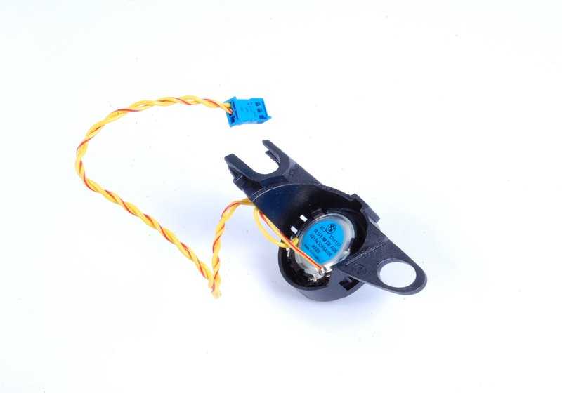 Speaker HiFi agudo OEM 65138368236 para BMW E46. Peça original da BMW.