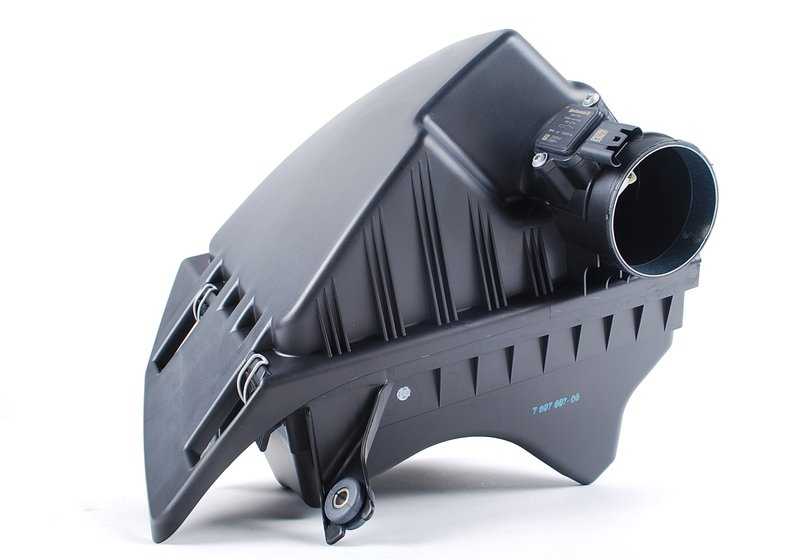 Silenciador de admisión OEM 13717537667 para BMW E60, E61. Original BMW.