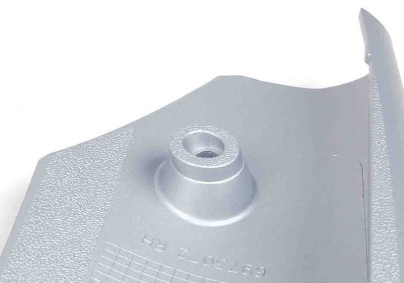 Cubierta tubo derecho decorativa plata OEM 51456973074 para MINI R50, R52, R53. Original MINI.