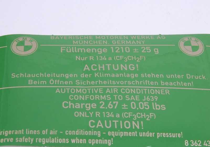 Etiqueta aviso aire acondicionado OEM 64508362434 para BMW E39 520i (todos los modelos entre 1996 y 2003). Pieza original BMW.
