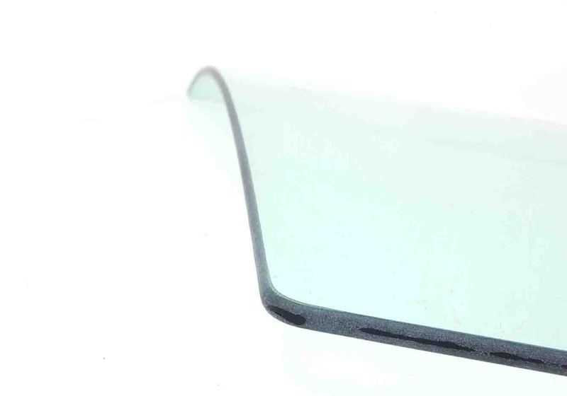 Cristal lateral verde puerta trasera derecha OEM 51348402572 para BMW X5 E53. Original BMW.