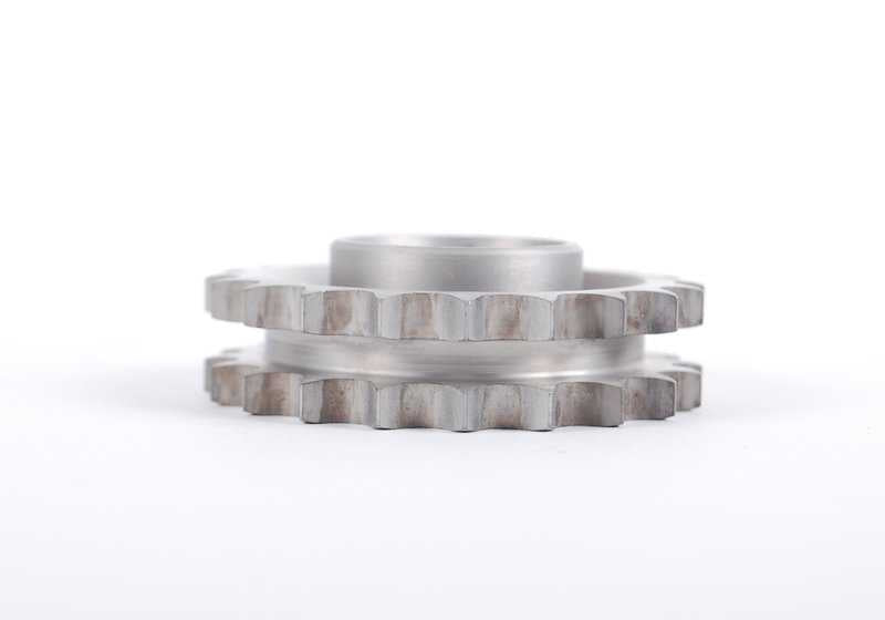 Piñón árbol de levas OEM 11311304255 para BMW E24, E28, E30, E34. Forma parte del sistema de distribución por cadena doble. Original BMW.