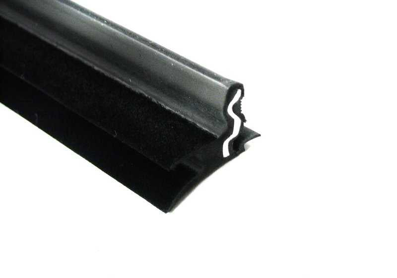 Burlete exterior de ventana derecha OEM 51211913058 para BMW E30. Original BMW.