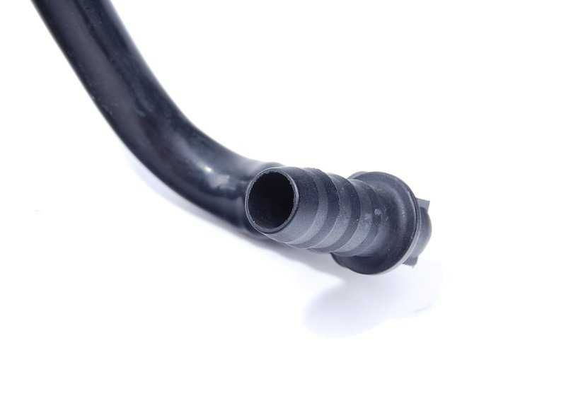 Tubo de admisión con bomba de vacío OEM 13531435603 para BMW E38. Original BMW.