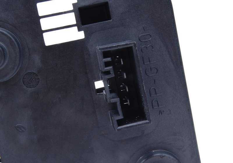 Portalamparas trasero derecho OEM 63213418440 para BMW X3 E83. Original BMW.