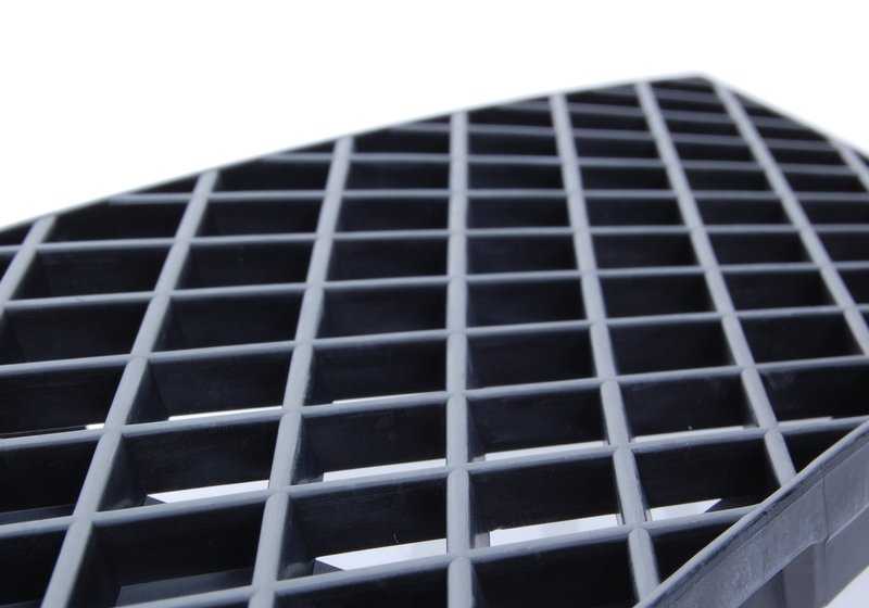 OEM 5117135563 Griglia lato sinistro per BMW E65, E66. BMW originale BMW. Ideale per sostituire la griglia danneggiata o usurata del lato dell'auto.