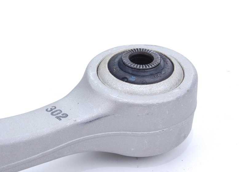 OM 31121139987 do braço de suspensão dianteiro esquerdo para BMW E32 e E34. BMW original sobressalente.