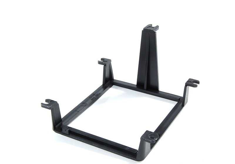 Soporte de cuadro de instrumentos OEM 62131380009 para BMW E30 y E28. Original BMW.