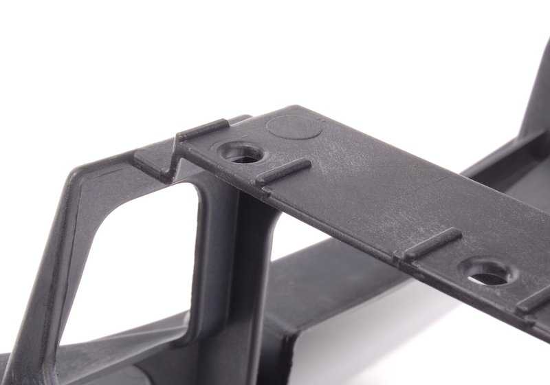 Guía izquierda OEM 51128252819 para BMW E46 (316ti con motores N40, N42, N45, N46). Compatible con transmisión manual y automática. Original BMW.