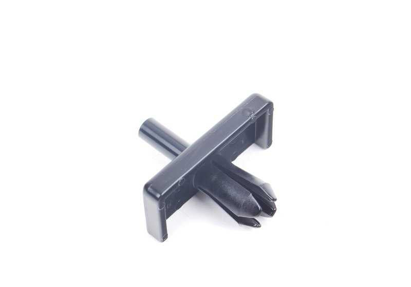 Clip de sujeción OEM 51111976050 para BMW E30. Compatible con molduras M Technic de taloneras y pasos de rueda. Repuesto original BMW.