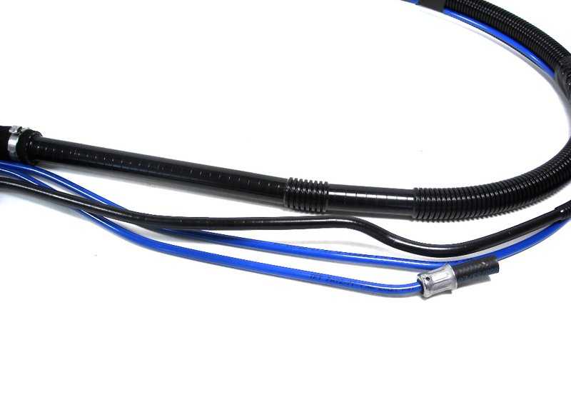 Tubo de ventilación de combustible OEM 16117176552 para BMW E46 {316i, 316Ci} compatible con motores M43, N40 y N45. Original BMW.