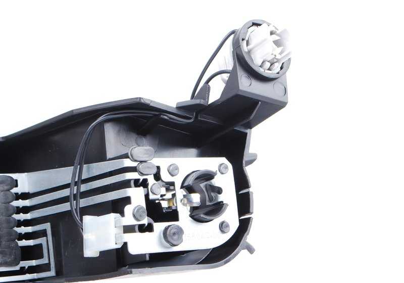 Portalámparas trasero derecho OEM 63216923306 para BMW Serie 5 E60 (520d, 520i, 523i, 525i, 528i). Original BMW.
