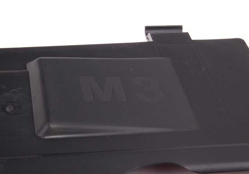 Cubierta lateral izquierda OEM 51717892953 para BMW E46. Pieza original BMW.