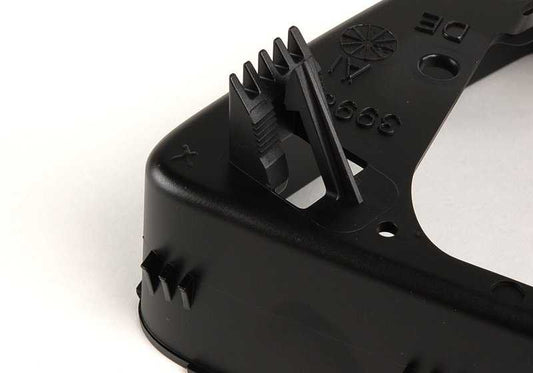 Right exterior rearview cover OEM 51167174966 for BMW E60, E61, E63, E64. Compatible with 520i, 520d versions, etc. Original BMW piece. Ideal to replace damaged lid of the right mirror.