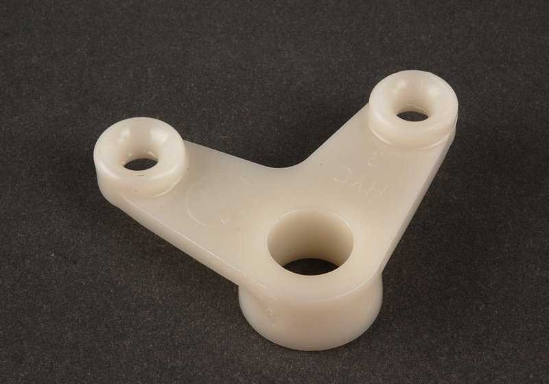 Palanca de apertura interior de puerta OEM 51228132380 para BMW E34 y E36. Repuesto original BMW.
