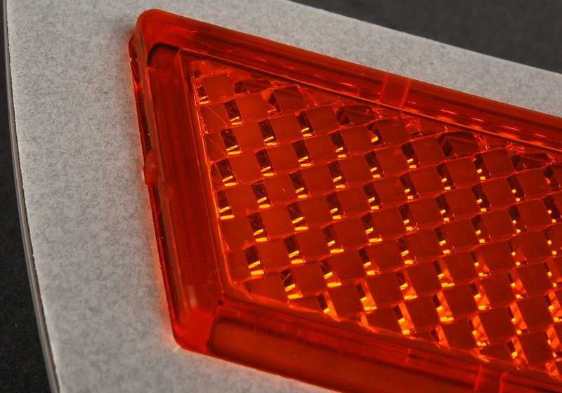 Reflector lateral izquierdo OEM 63147176671 para BMW E63, E64. Original BMW.