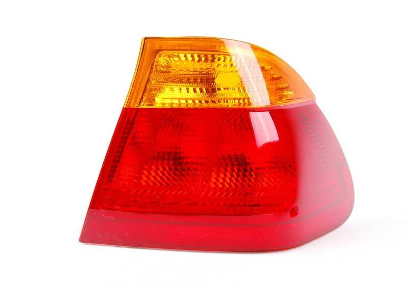 Luz trasera derecha OEM 63218364922 para BMW Serie 3 E46 (316i, 318i, 320i... y más). Original BMW.