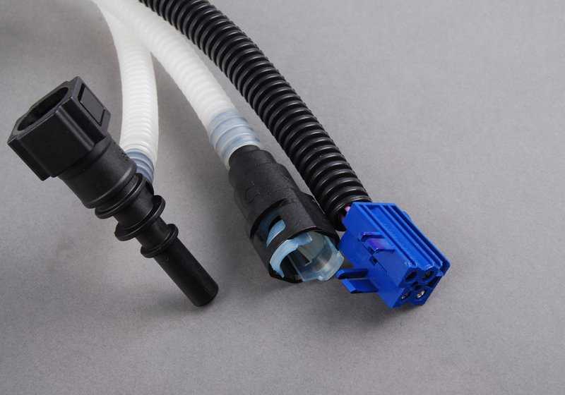 Kit reparación bomba de combustible y medidor nivel OEM 16117198099 para BMW Z4 E85, E86. Original BMW.
