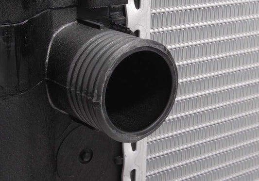 OEM cooling radiator 17111728907 for BMW E30, E36, Z3. Original BMW.
