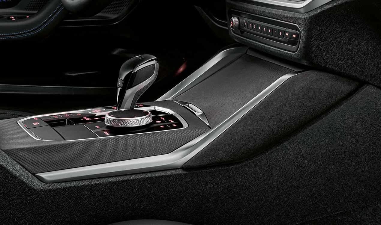 Moldagens internas M Performance para BMW G42 (OEM 51955A58544). BMW original