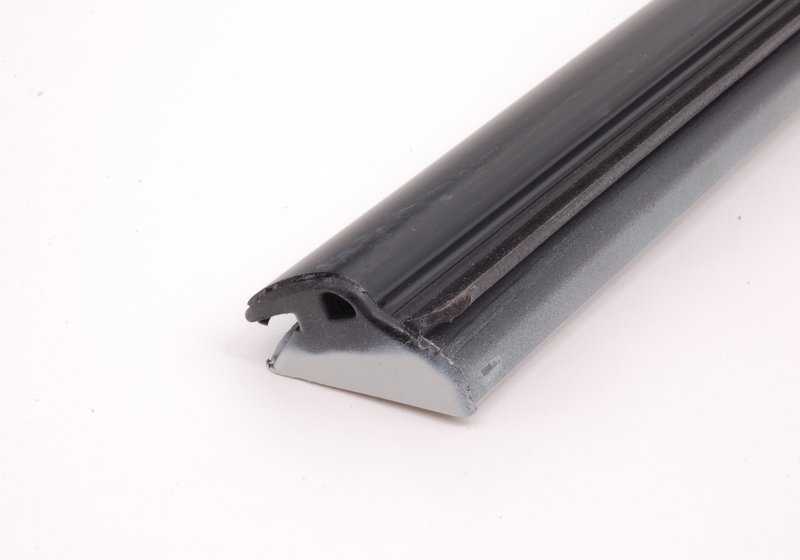 Cubierta derecha OEM 51212230374 para BMW E34. Original BMW.