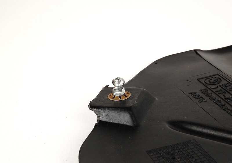 Tapa cubrecárter del motor OEM 51718163833 para BMW E38. Original BMW.