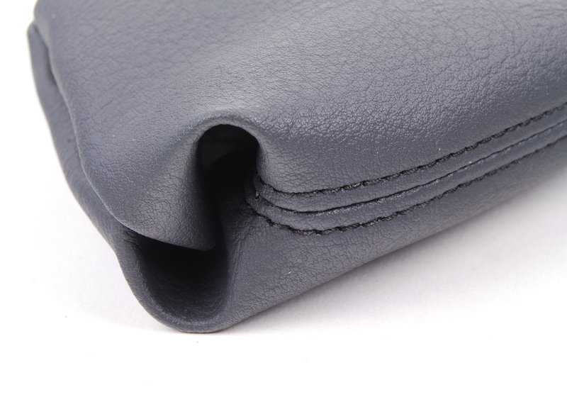 Cubierta palanca freno mano (color negro Panther) OEM 34421171195 para MINI R50, R52, R53. Original MINI. Ideal para renovar el aspecto interior del coche fácilmente.