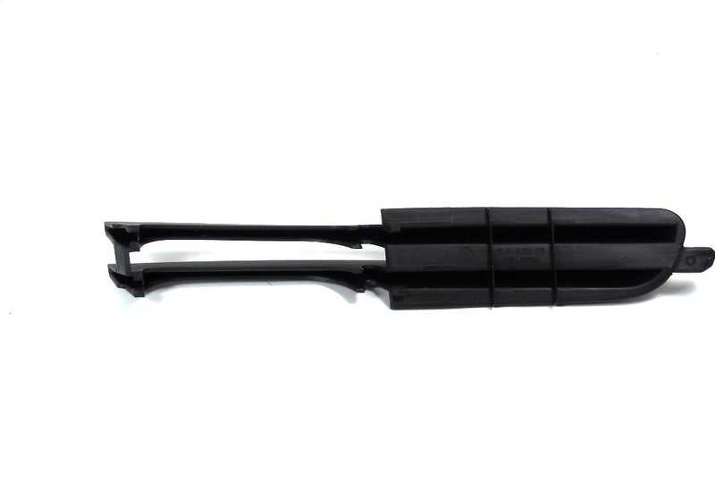 Rejilla delantera derecha parcialmente abierta OEM 51118209926 para BMW E46. Pieza original BMW.
