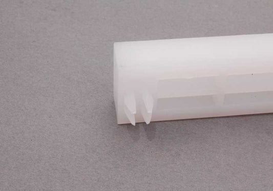 Abstand für die BMW Series 3 E46 (OEM 61218375655). Original BMW.