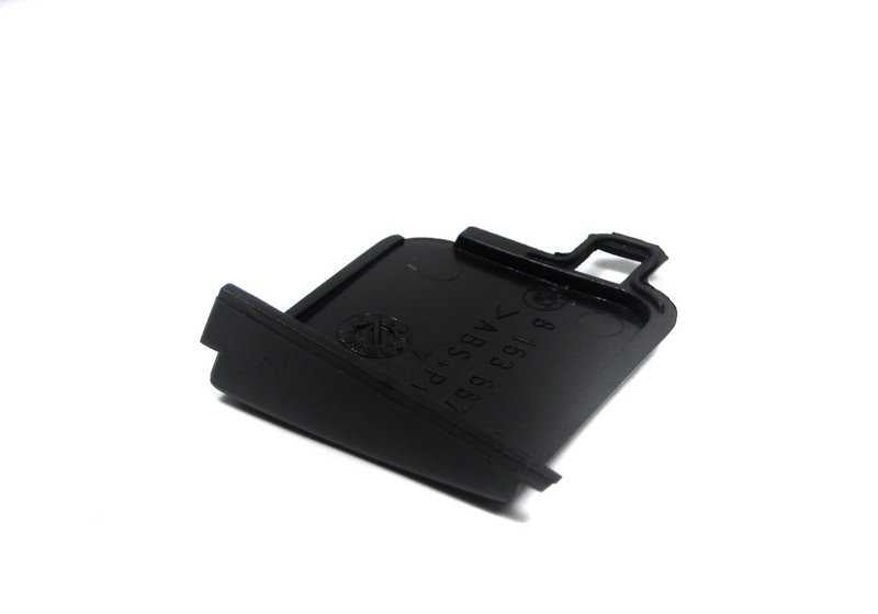 Cubierta fijación Hardtop izquierda OEM 51438172803 para BMW E36. Original BMW.