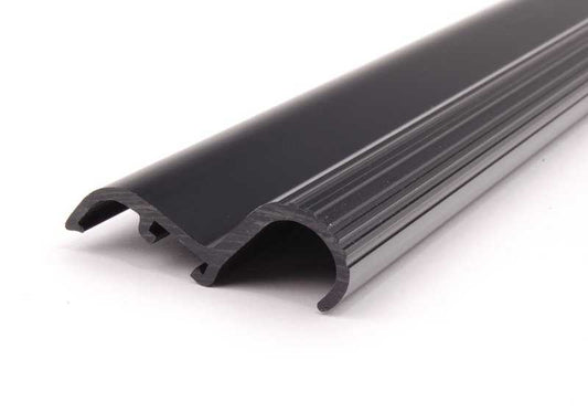 Embellecedor entrada puerta delantera OEM 51471904595 para BMW E30. Compatible con todos los modelos E30 (316, 316i, etc., manual y automático). Original BMW.